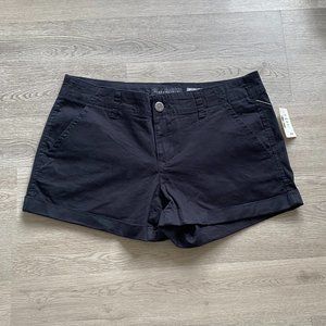Aero Black Midi Shorts 6